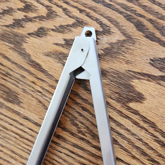 Kitchen Tools - Picture 2 of 3